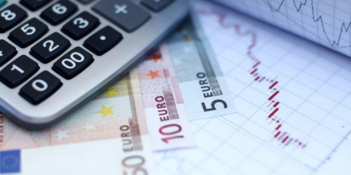 Son dakika… Dolar/Euro paritesi 20 yıl sonra 1’in altına düştü