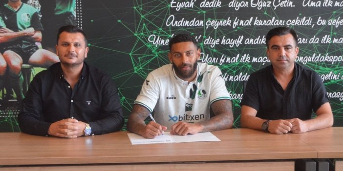 Sakaryaspor'dan flaş transfer: İngiliz futbolcuyu aldı