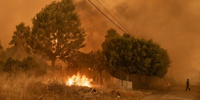 Cumhuriyet yazarı Mollaveisoğlu yazdı. Yetkililer ilk kez orman yangınların arkasındaki gerçeği açıkladı