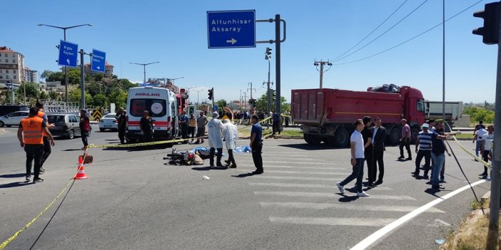 Kavşakta feci kaza! Kamyon çarpan motosikletteki karı-koca öldü…