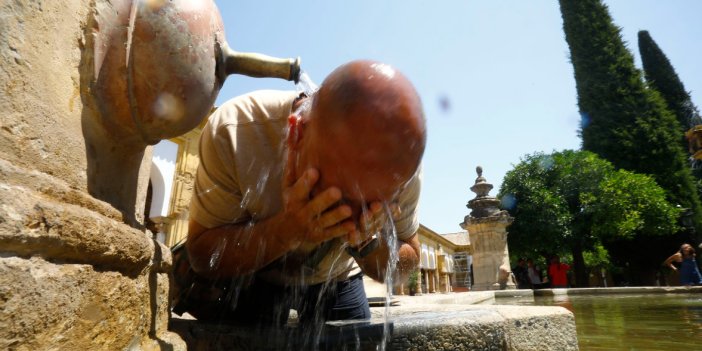 Bir Avrupa ülkesinde aşırı sıcaklar nedeniyle yüzlerce kişi hayatını kaybetti