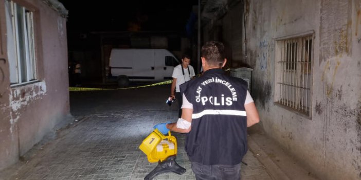 Adana'da silahlı ve bıçaklı kavga: 2 yaralı