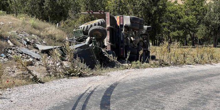 Freni boşalan kamyondan atlayan 1 kişi öldü, 1 kişi yaralandı