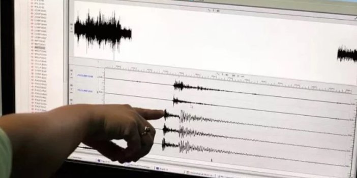 Balıkesir'de 4,6 büyüklüğünde deprem. Birçok ilde hissedildi