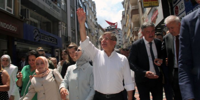 Davutoğlu'ndan AKP iktidarına sert sözler: Allah'ın yolunu da milletin yolunu da terk ettiler
