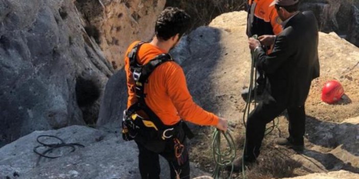 Karabük'ün Yenice ilçesinde kanyonda mahsur kalan 14 kişi için kurtarma çalışması başlatıldı