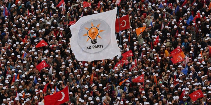 AKP'den 'yeni oy' kampanyası: Kola ve çekirdek bedava