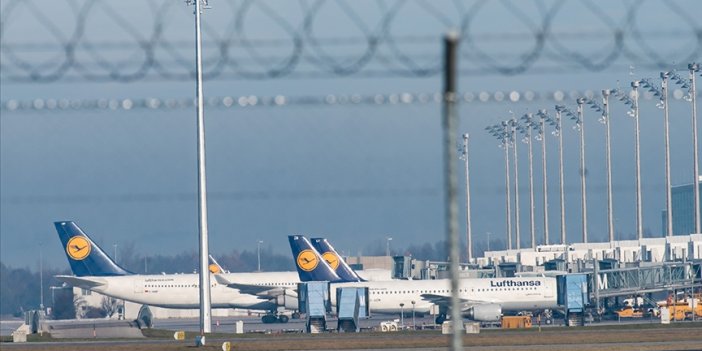 Dev hava yolu şirketi Lufthansa'da kriz | Binlerce uçuş iptal edildi