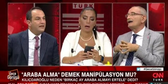 CNN Türk canlı yayınında "Yalaka" tartışması. Hande Fırat “biz yalaka değiliz” dedi yandaş yazar Emin Pazarcı ‘kendi adına konuş’ diyerek tepki gösterdi