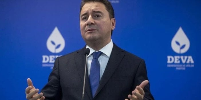 Ali Babacan, enflasyonun düşmesini dünya barışına bağlayan Merkez Bankası Başkanı'na tepki gösterdi. Bırak dünya barışını TL'nin değerini koru