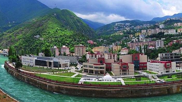 Artvin Çoruh Üniversitesi personel alacak (01 Ağustos 2022)