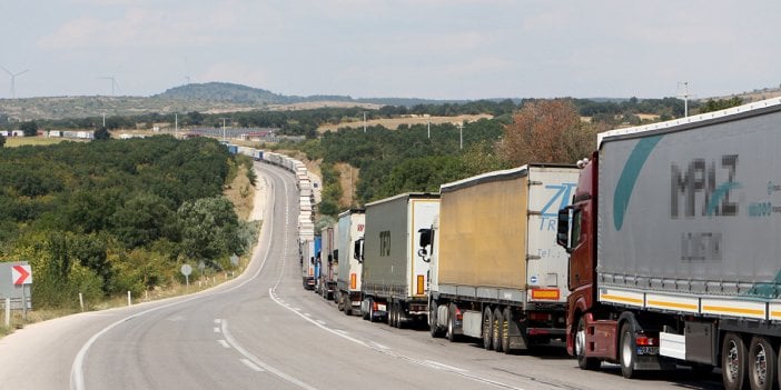 Hamzabeyli Sınır Kapısı'nda 20 kilometre TIR kuyruğu