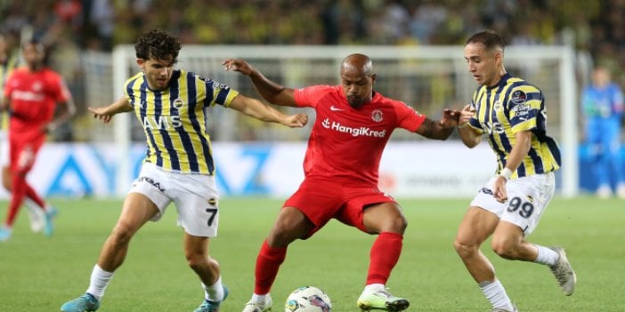 Fenerbahçe sezona kayıpla başladı! Kadıköy'de 6 gollü düello