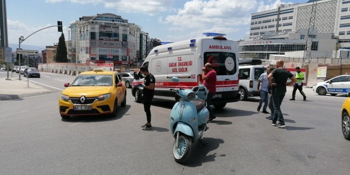 Otomobil ile çarpışan motosikletin sürücüsü yaralandı