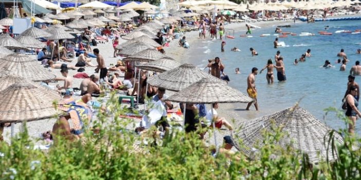 Vicdansız bir gazeteci herkes tatil yapıyor dedi ya. İşte muhteşem tatil fırsatı size. Otobüsten iniyorsunuz günü birlik denizdesin. Parkta yatıyorsunuz ve aynı otobüslü geri dönüyorsunuz. Nasıl ama