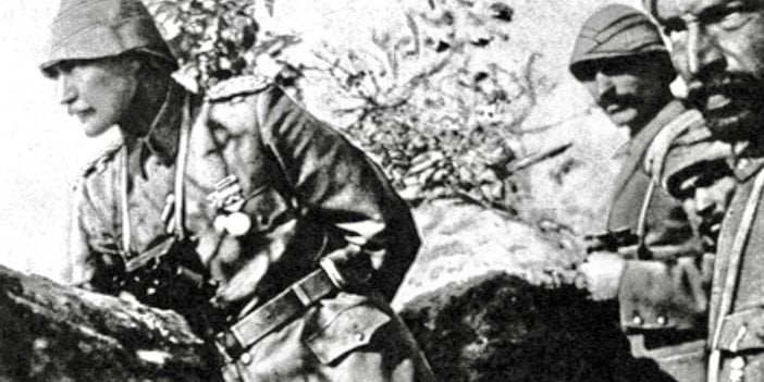 107 yıl önce bugün bir Albay tarihin akışını değiştirdi. Çanakkale'yi denizden geçemeyen düşman karadan çıkmak istedi. Ancak Anafartalar Grup Komutanı Albay Mustafa Kemal’di