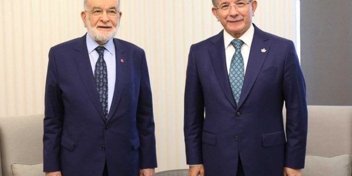 Karamollaoğlu, Davutoğlu ile bir araya geldi