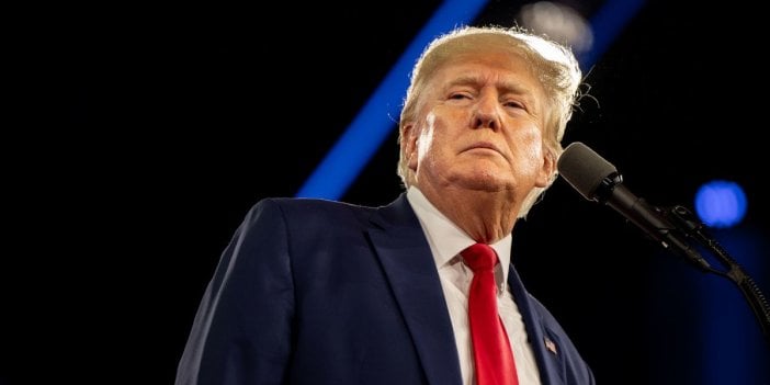 ABD Başkanı Donald Trump'ın evine yapılan FBI baskının arkasındaki isim ortaya çıktı