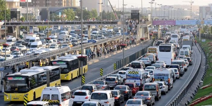 Emniyet'ten trafikte yeni kurallar. Bunları yapmayanlar yandı