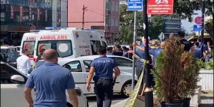 Küçükçekmece’de kira zammı kavgası.13 yaralı. O anlar kamerada