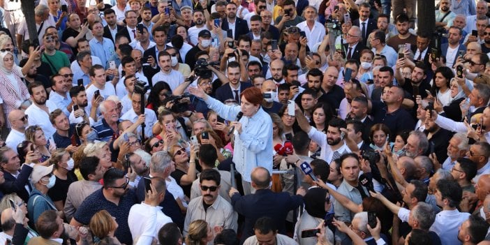 Akşener'in Zeytinburnu'ndaki esnaf ziyareti mitinge dönüştü