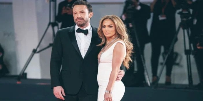 Jennifer Lopez ile Ben Affleck'in düğünü hastanede başladı. 3 gün 3 gece düğün yapacaklardı