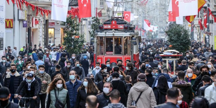 İstanbul'da tersine göç başladı. 'Taşı toprağı altın' diye gelmişlerdi