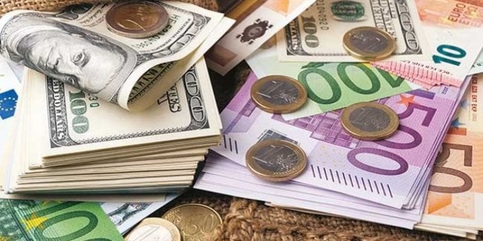 Dolar yine euroya fark attı. Piyasalar nefesini tuttu gözünü euro dolar dikti