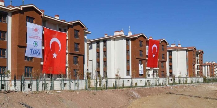 TOKİ Arapları ''yurt dışında yaşayan Türkler'' vasfına sokup ev verdi. Yazık size