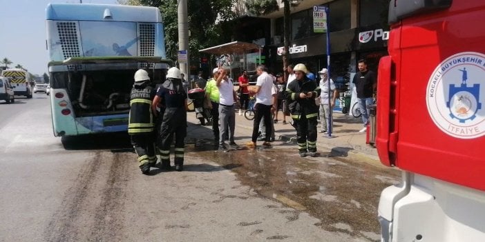 Seyir halindeki otobüste yangın çıktı, şoförün dikkati faciayı önledi