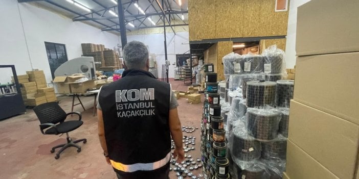 Beykoz’da kaçak tütün operasyonu: 1 ton 777 kg nargile tütünü ele geçirildi