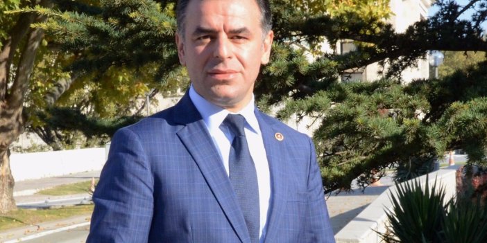 Barış Yarkadaş ortaya çıkardı. Sedat Peker’in ardından konuşmuştu. CİMER’e başvurdum diyen Mine Tozlu Sineren bakın ne yapmış