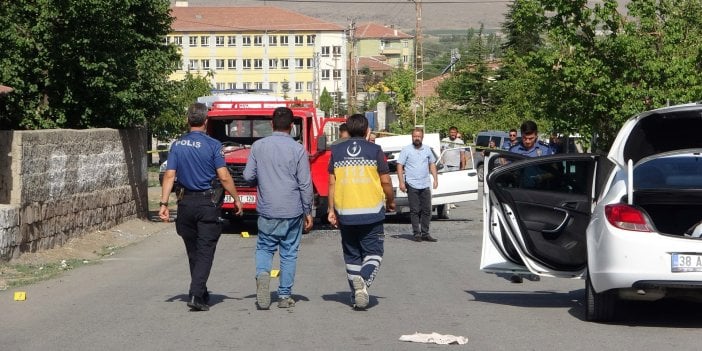 Kayseri'de husumetli iki grup arasında kavga: 4 yaralı