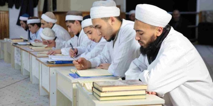 Diyanet eğitimcilerinin maaşına yüzde 44 zam