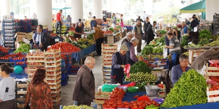 TÜİK enflasyon rakamlarını açıkladı. Yıllık enflasyon 80.21 Ağustos ayı enflasyonu 1.46 çıktı