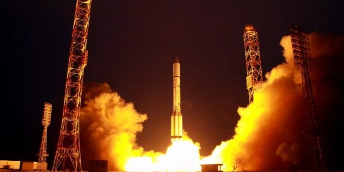 Roscosmos, Ay misyonunun 2023’te başlayabileceğini duyurdu