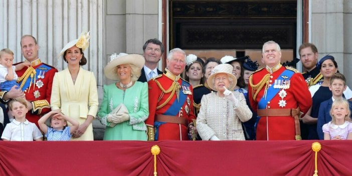 Tam 70 yıldır İngiltere'de kral yoktu: Kraliçe Elizabeth'ten sonra tahta kim geçecek