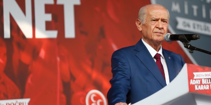 Devlet Bahçeli Vahdettin'i savundu. Tunç Soyer 100 yıl önce düşmanın her istediğini yapıp İngiliz gemisiyle kaçan Sultan için 'İhanet etti' demişti