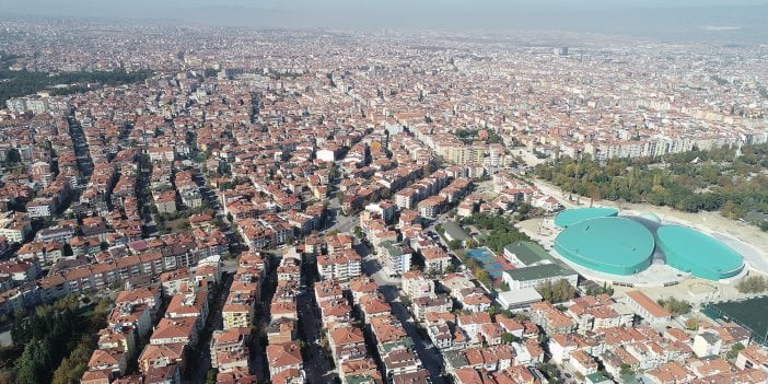 Denizli Pamukkale’de icradan satılık bina