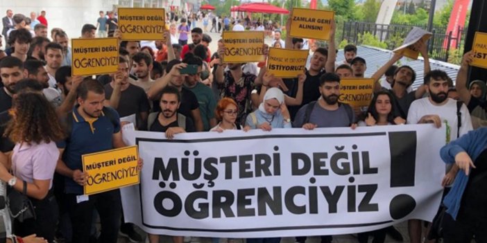 Doğuş Üniversitesi'nden zamları protesto eden 2 öğrenciye uzaklaştırma