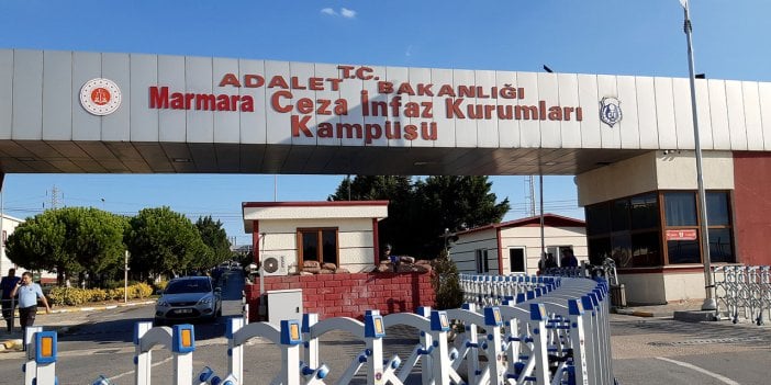 İsmi değişen Silivri Cezaevi'nin yeni tabelası takıldı