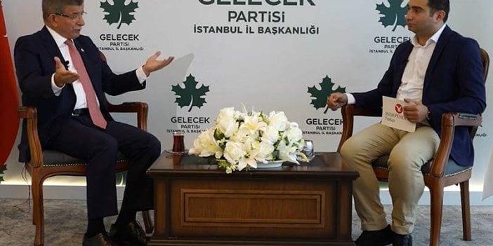 Ahmet Davutoğlu'ndan flaş adaylık açıklaması. Canlı yayında soruları yanıtladı