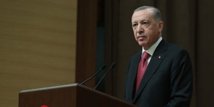 Erdoğan ''Keşke Esad Özbekistan'a gelseydi, görüşürdüm'' dedi. Saray'ın megafonu Abdulkadir Selvi yazdı.