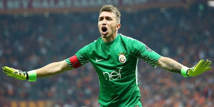 Okan Buruk'tan şaşırtan Muslera açıklaması: Taraftar tepki göstermişti