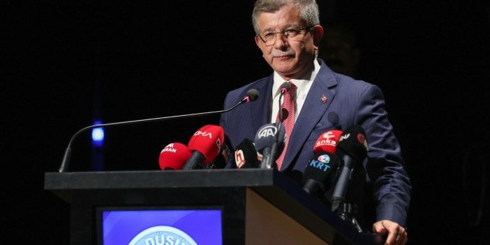 Ahmet Davutoğlu: Erdoğan ve Bahçeli kapalı kapılar ardında ne konuşuyor