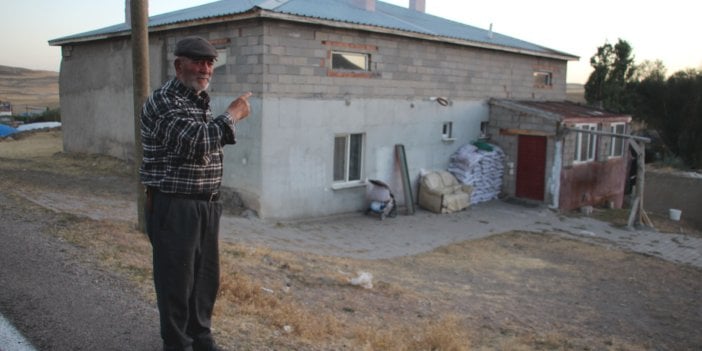 Dışarıdan bakan sadece bir ev görüyor içine giren ise çıkmak istemiyor. Kapısında kuyruk oluyor