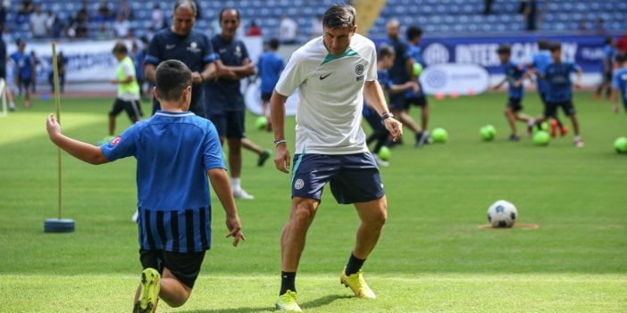 Javier Zanetti'den flaş açıklamalar. Mersin Stadyumu'nda çocuklarla buluştu