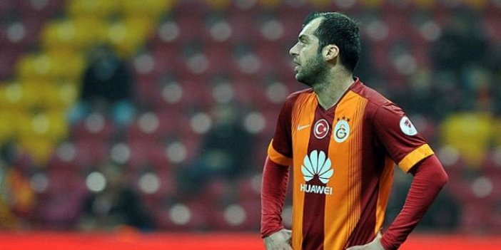 Galatasaray'da şampiyonluk yaşamıştı: Dünyaca ünlü yıldız futbolu bıraktı