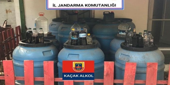 Balıkesir'de 2 bin 258 litre kaçak içki ele geçirildi