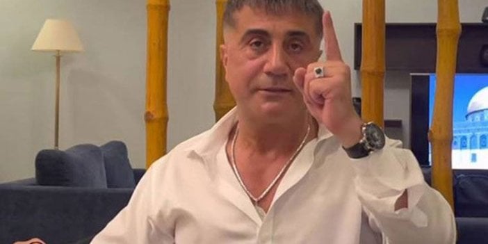 İktidarda Sedat Peker'i susturma telaşı. AKP'nin eski akil adamı Ahmet Taşgetiren açıkladı